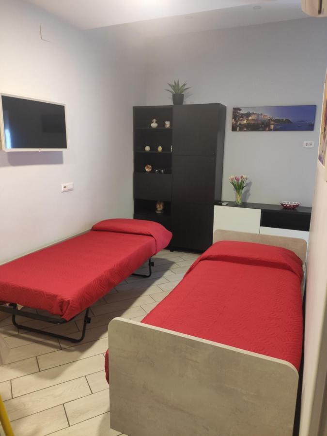 Casa Vacanze Zia Rose Napoli Eksteriør billede
